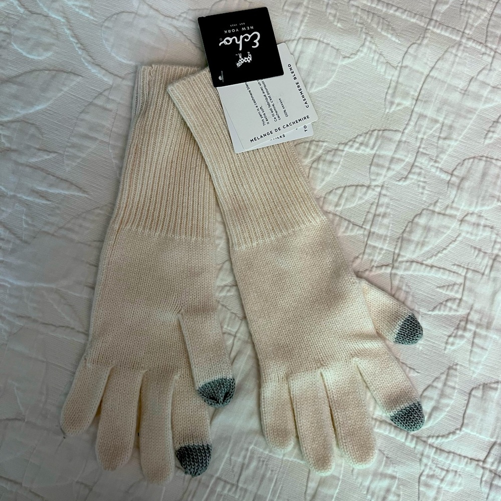 NEW! Cashmere white gloves